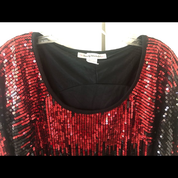HOLIDAY SEQUIN TOP-NEW - Picture 3 of 8